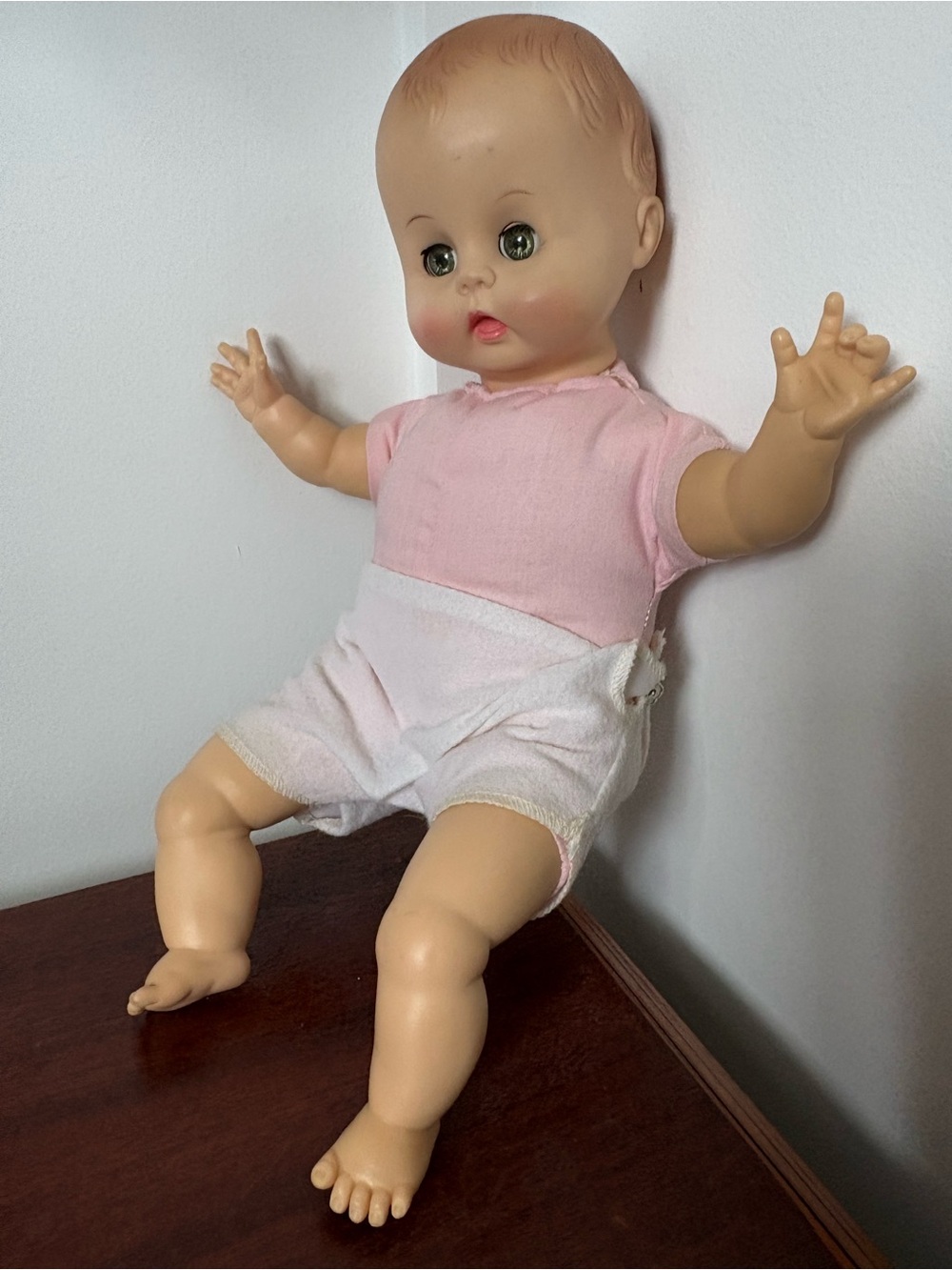 Vintage Effanbee 1971 cloth baby doll with diaper
